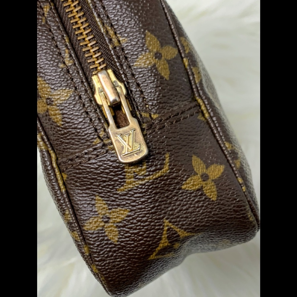 SOLD Louis Vuitton trousse 23 - Picture 3 of 8